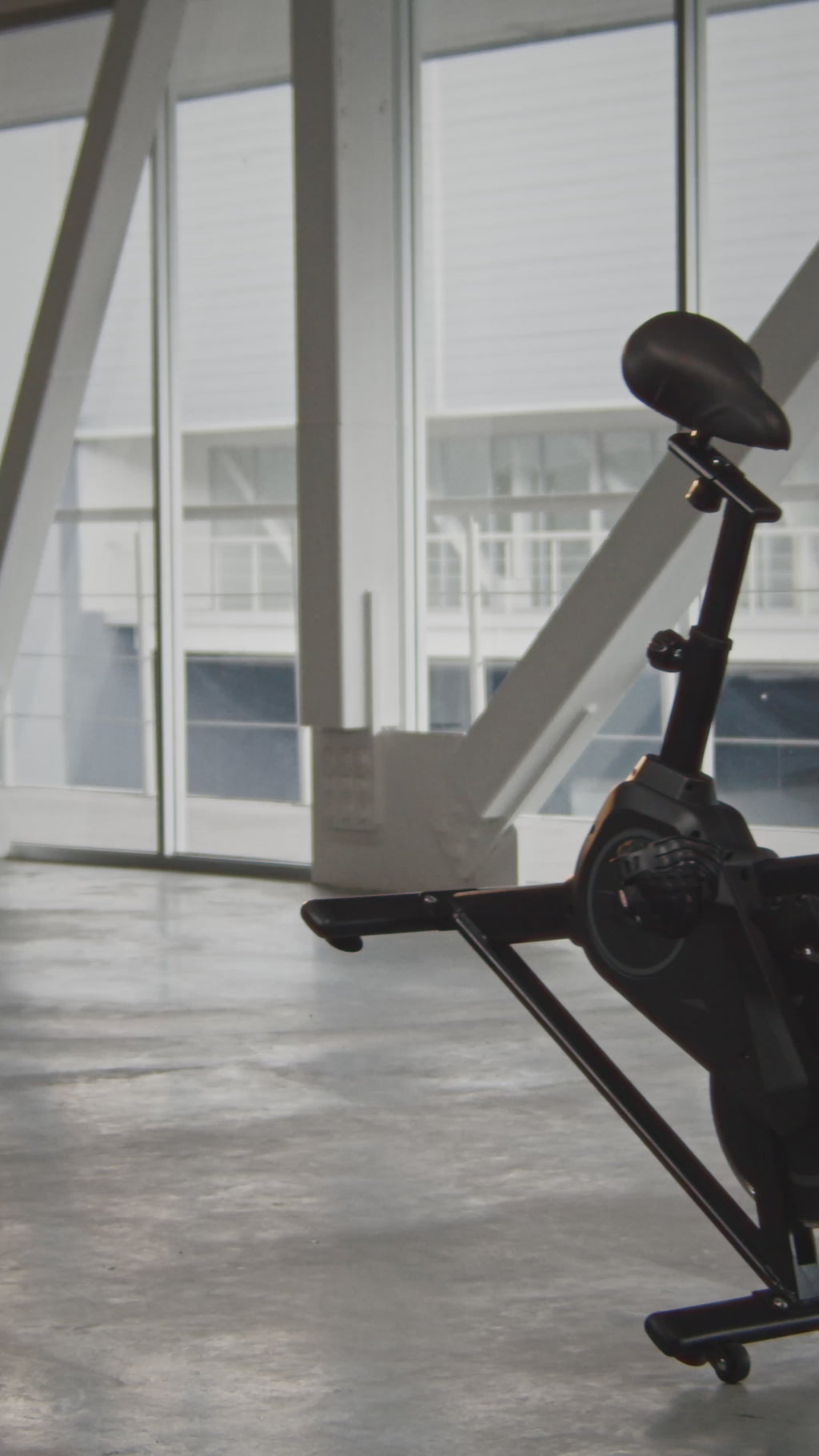 Video de funcionamiento de bicicleta de spinning sp4plus.